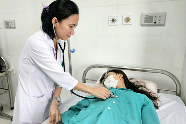 Nha Trang lại có thêm vụ ngộ độc sau khi ăn cơm gà